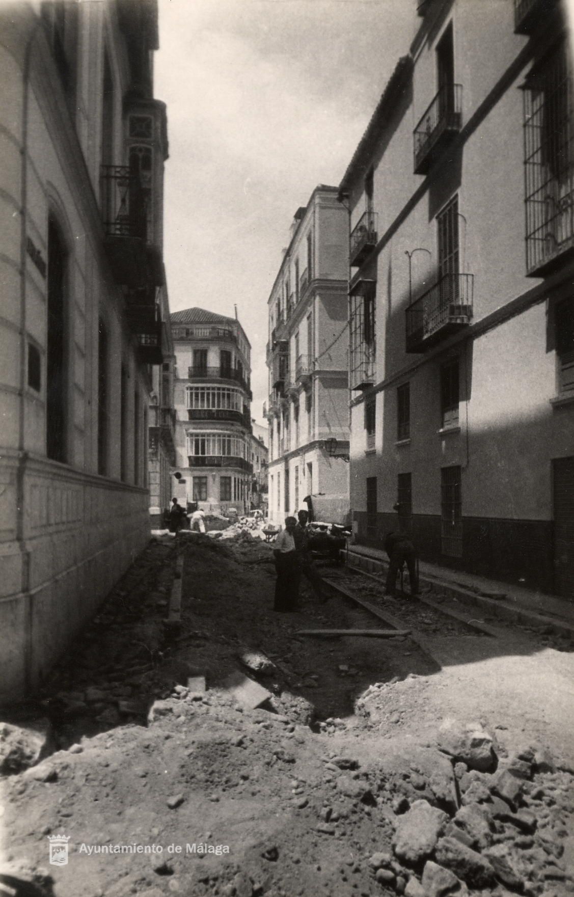 Casa para Isabel Loring Heredia, vista desde calle Ordóñez, ca. 1940.